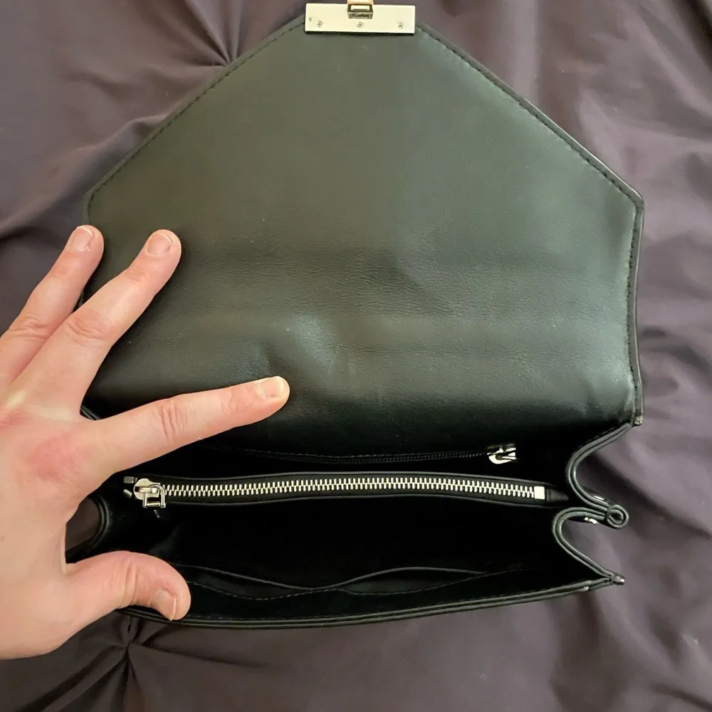 Michael Kors Whitney Crossbody - Picture 3 of 6